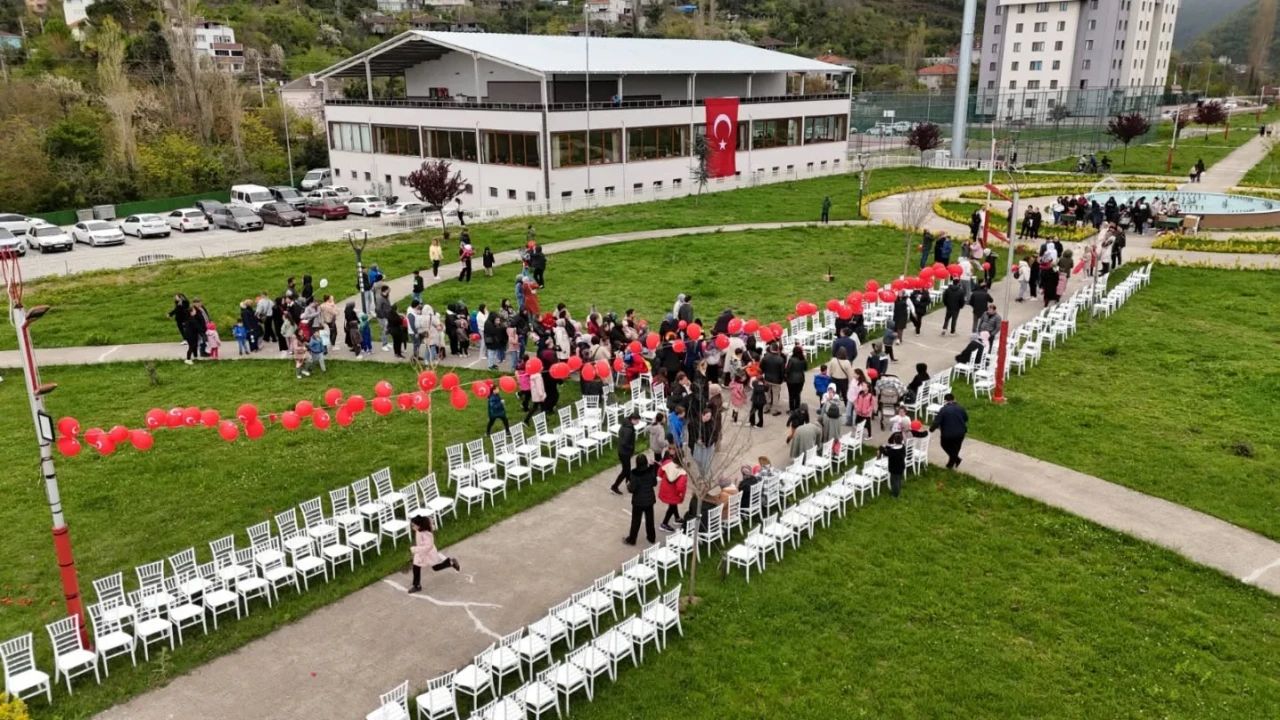 Renkli Görüntüler Ortaya Çıktı