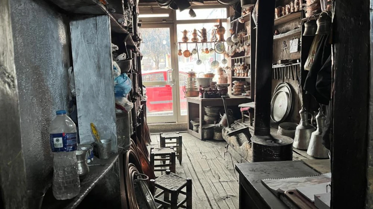 Yaşına Aldırış Etmeden Mesleğini Aşkla Yapıyor