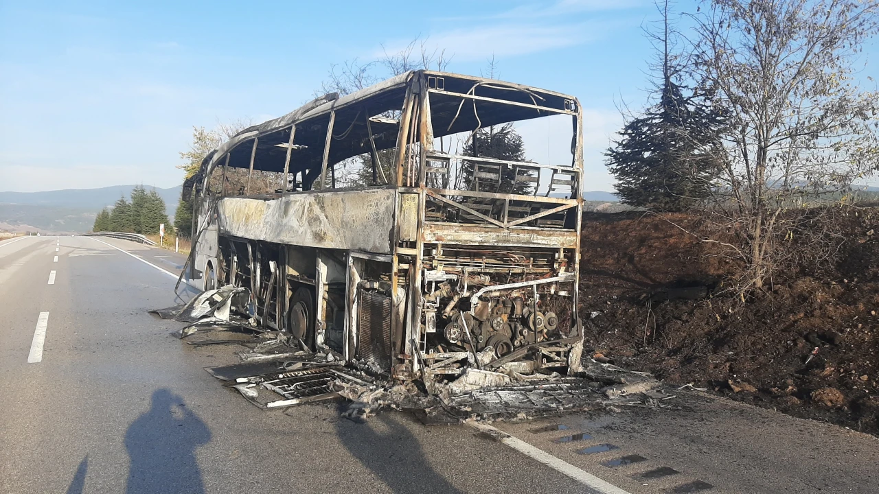 Kastamonu'ya Gelen Otobüs Alev Topuna Döndü