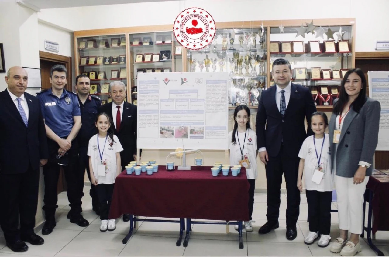 İnebolu'da Bilim Fuarı Yapıldı