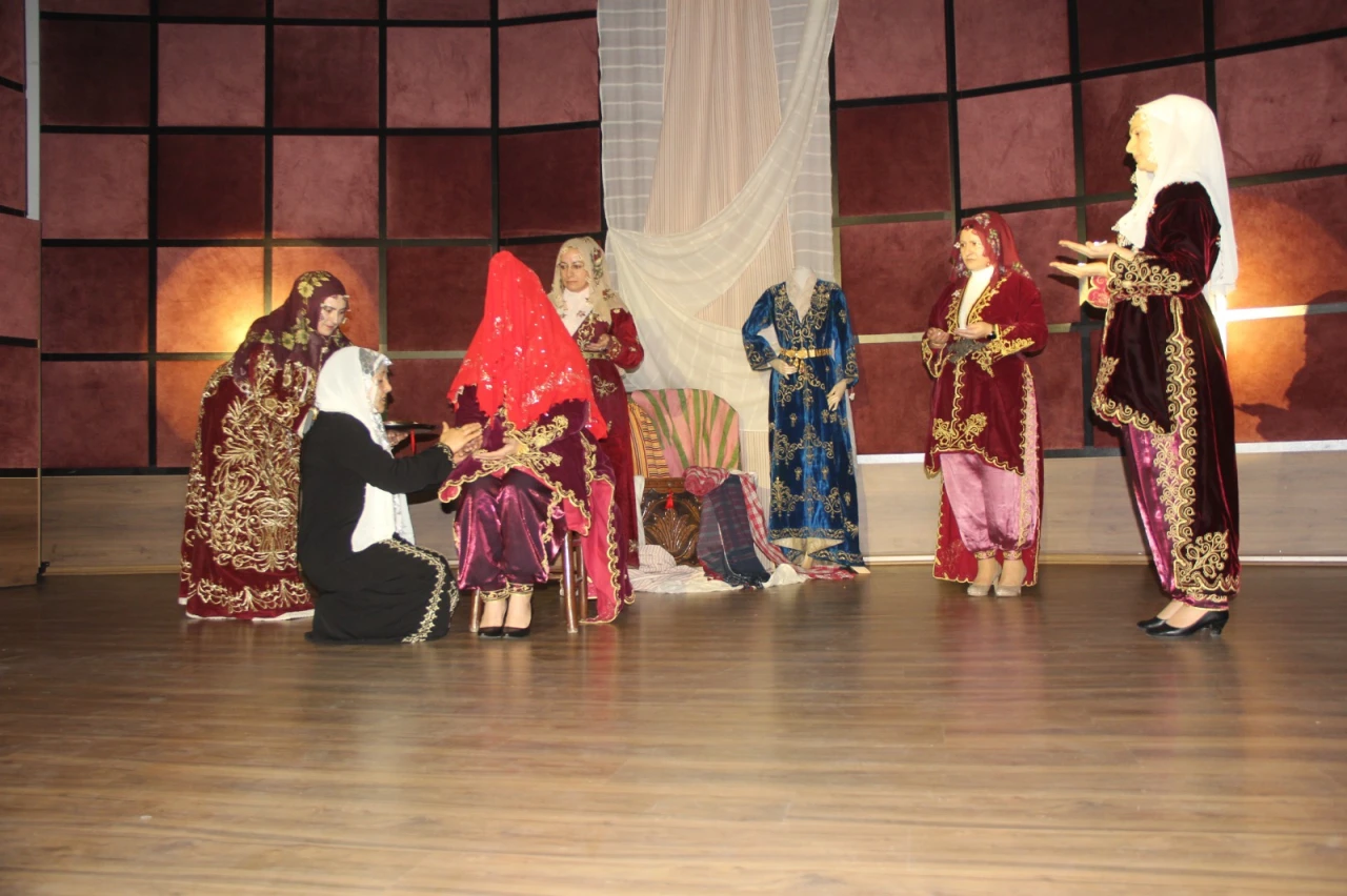 Köklerimize Doğru Yolculuğa Çıkarttılar