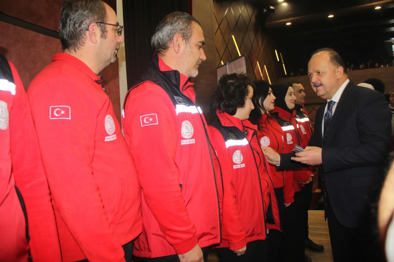 Vali Meftun Dallı: 'Biz Bir Deprem Coğrafyasında Yaşıyoruz'