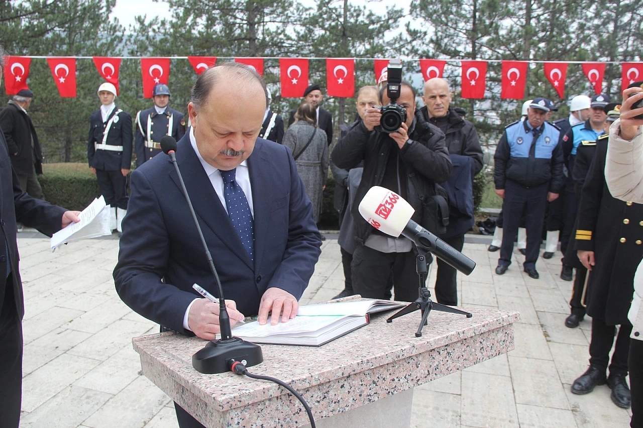 Kanla Yazılan Çanakkale Destanına Vefa