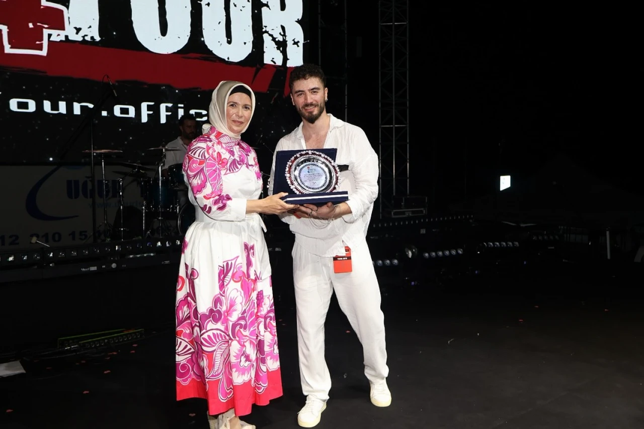 Abana'da 40'ıncı Spor, Kültür, Sanat ve Deniz Şenlikleri Coşkuyla Başladı