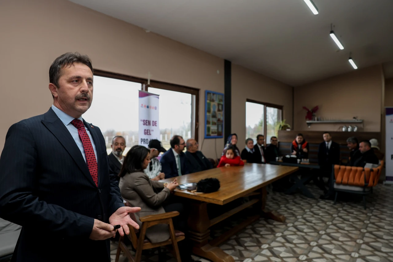 Özel Bireyler Atlı Terapiye Katıldı