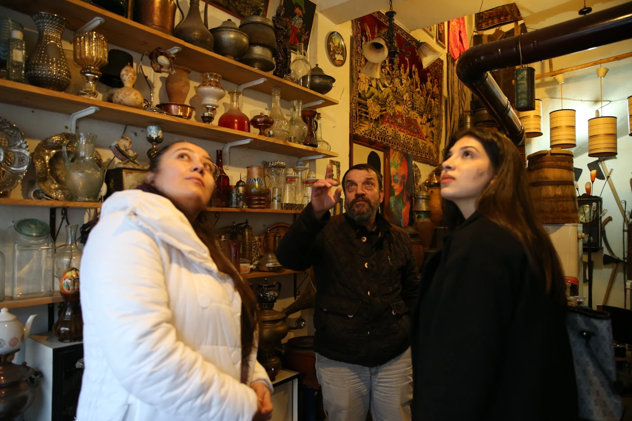 Müşterilerini Zamanda Yolculuğa Çıkarıyor