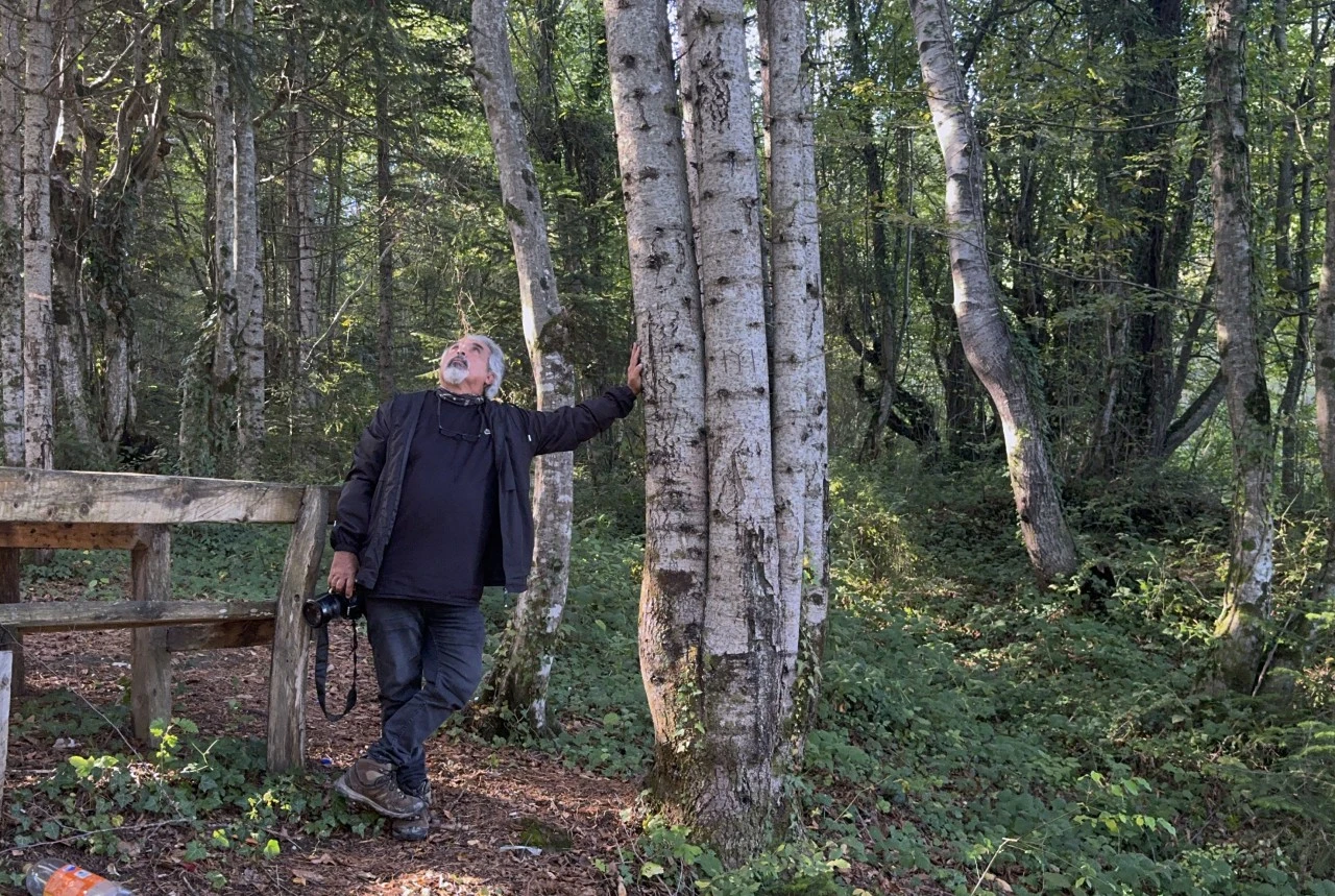 Aynı Kökten Büyüdüler