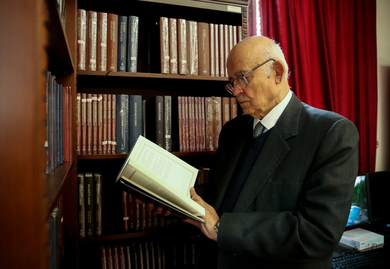 Hayatını Memleketini Araştırmaya Adadı