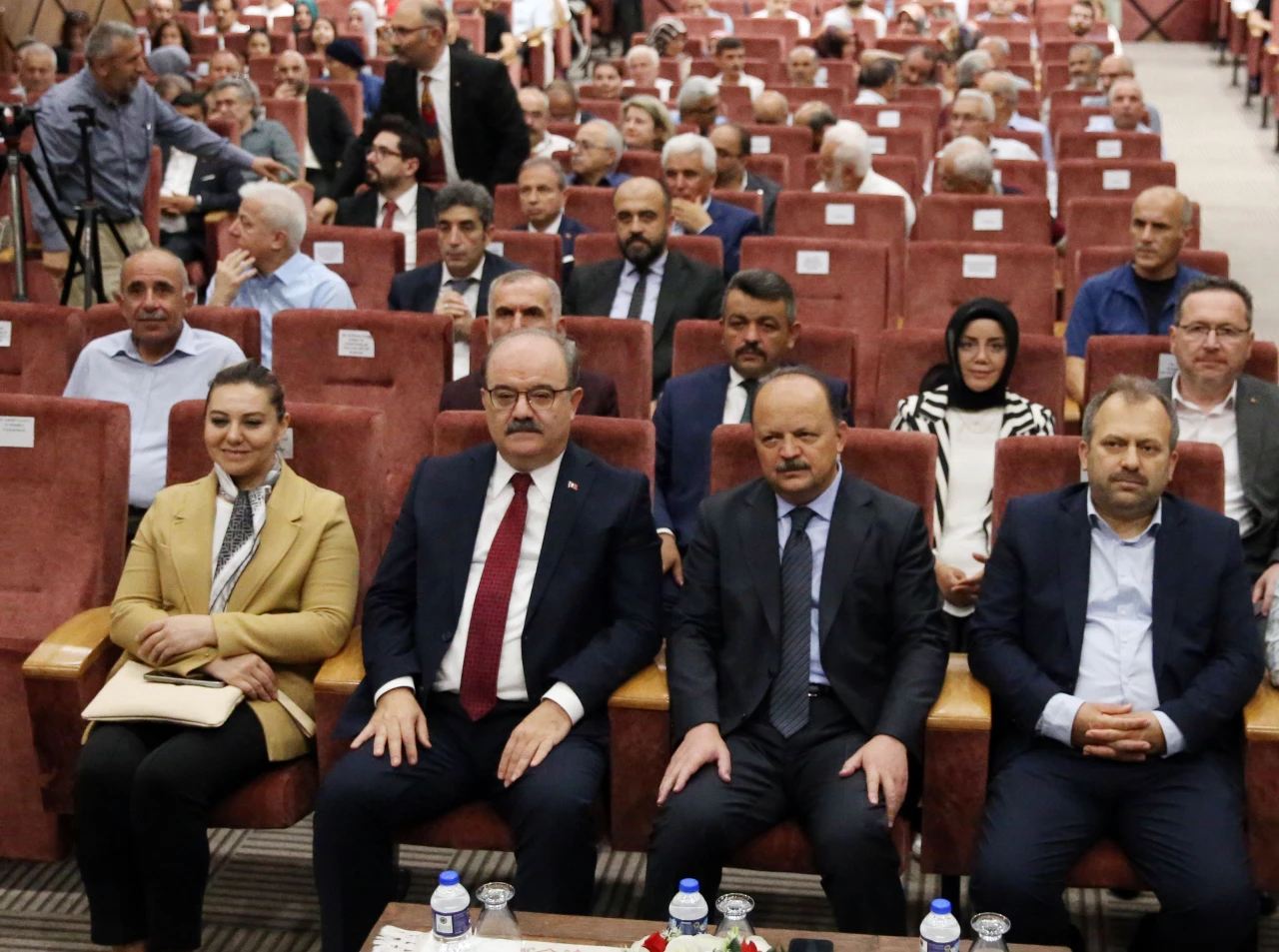 Bakan Yardımcısı Çam, '15 Temmuz' Konferansında Konuştu