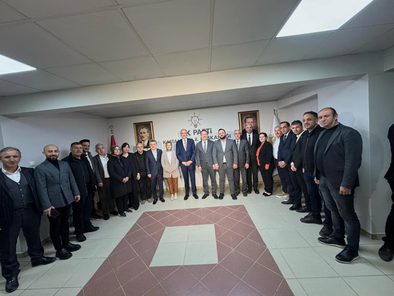 Adil Biçer'den, AK Parti İl Başkanlığı'na Ziyaret