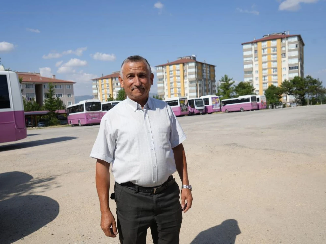 Epilepsi Nöbeti Geçiren Yolcuyu Hastaneye Ulaştırdı