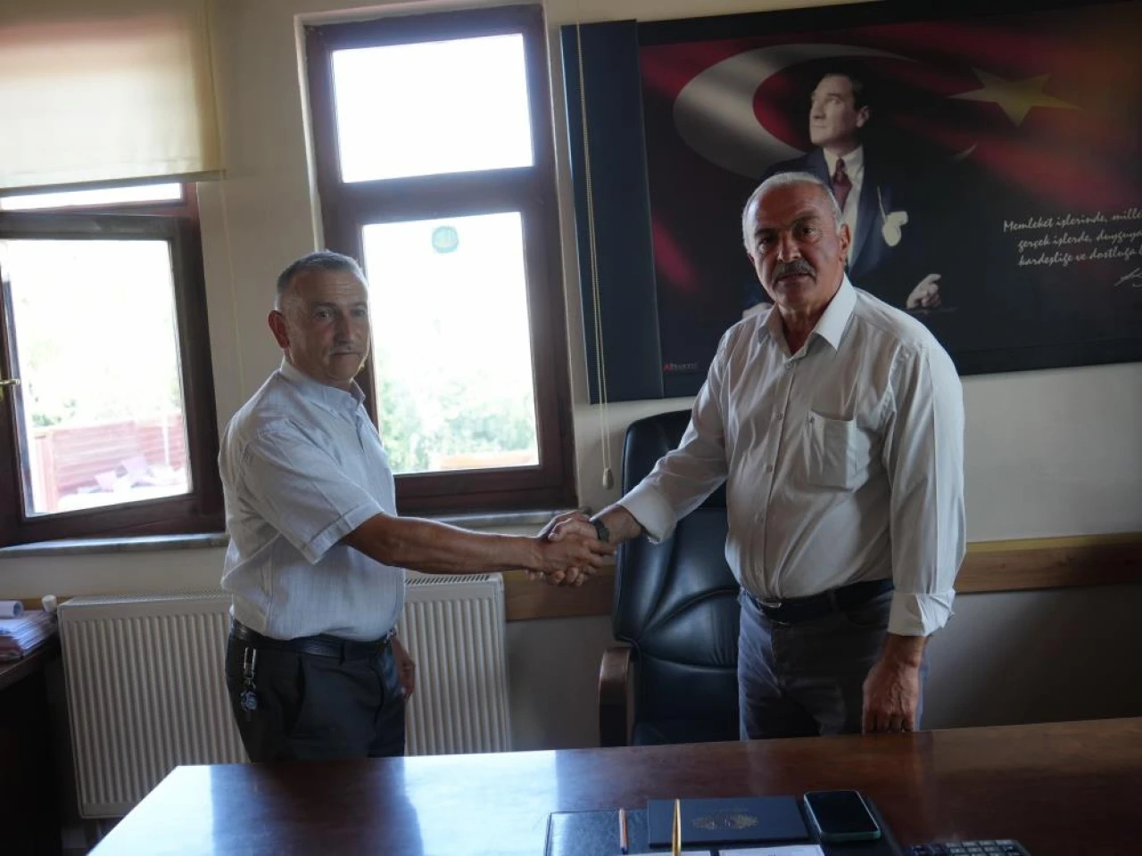 Epilepsi Nöbeti Geçiren Yolcuyu Hastaneye Ulaştırdı