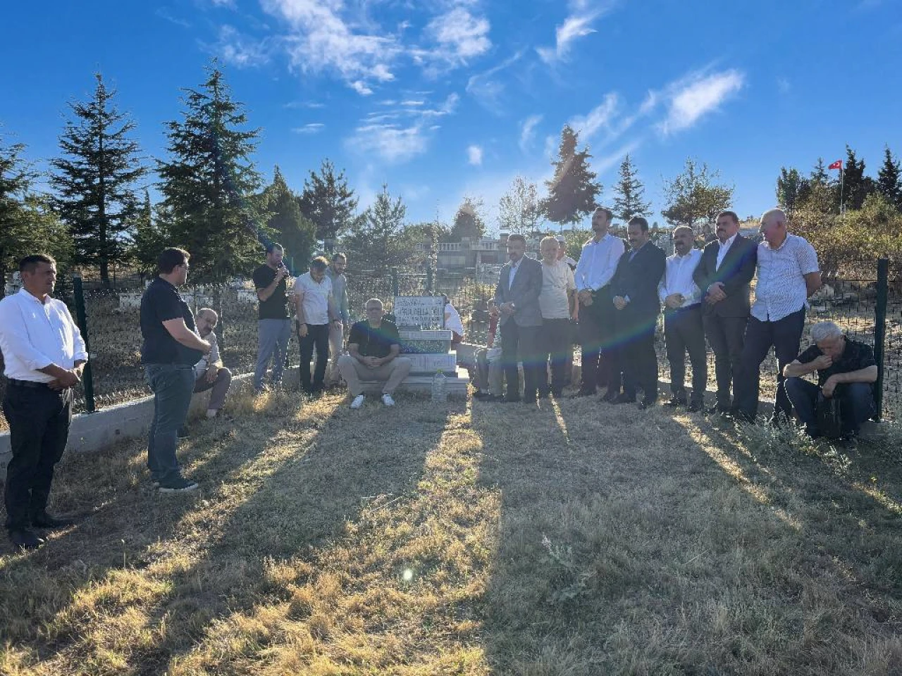 Tuğrul Dellaloğlu Kabri Başında Anıldı