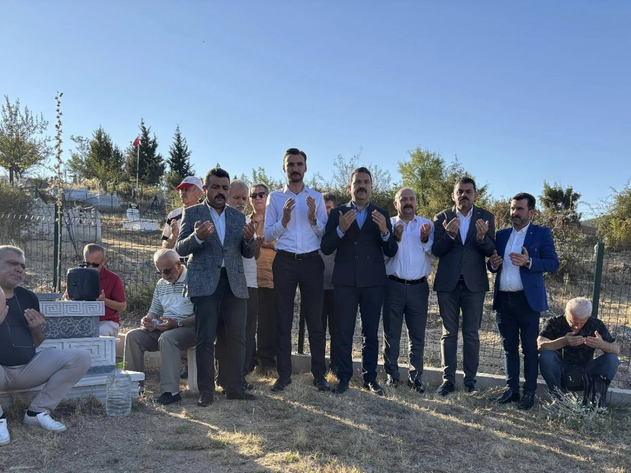 Tuğrul Dellaloğlu Kabri Başında Anıldı