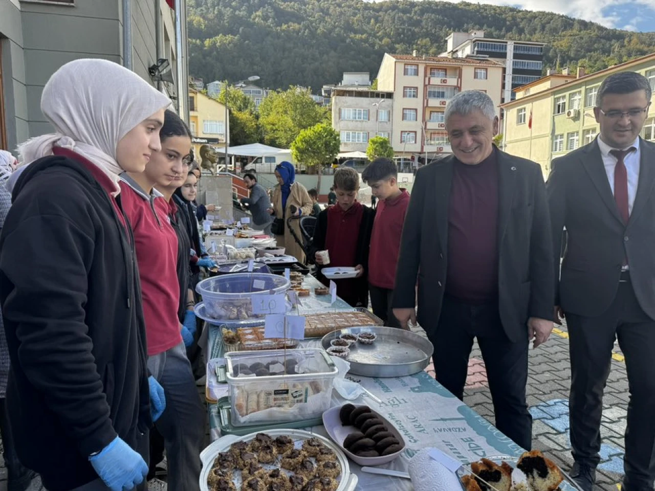 Çatalzeytin'de 'İyilik' Elden Ele Çoğaldı!