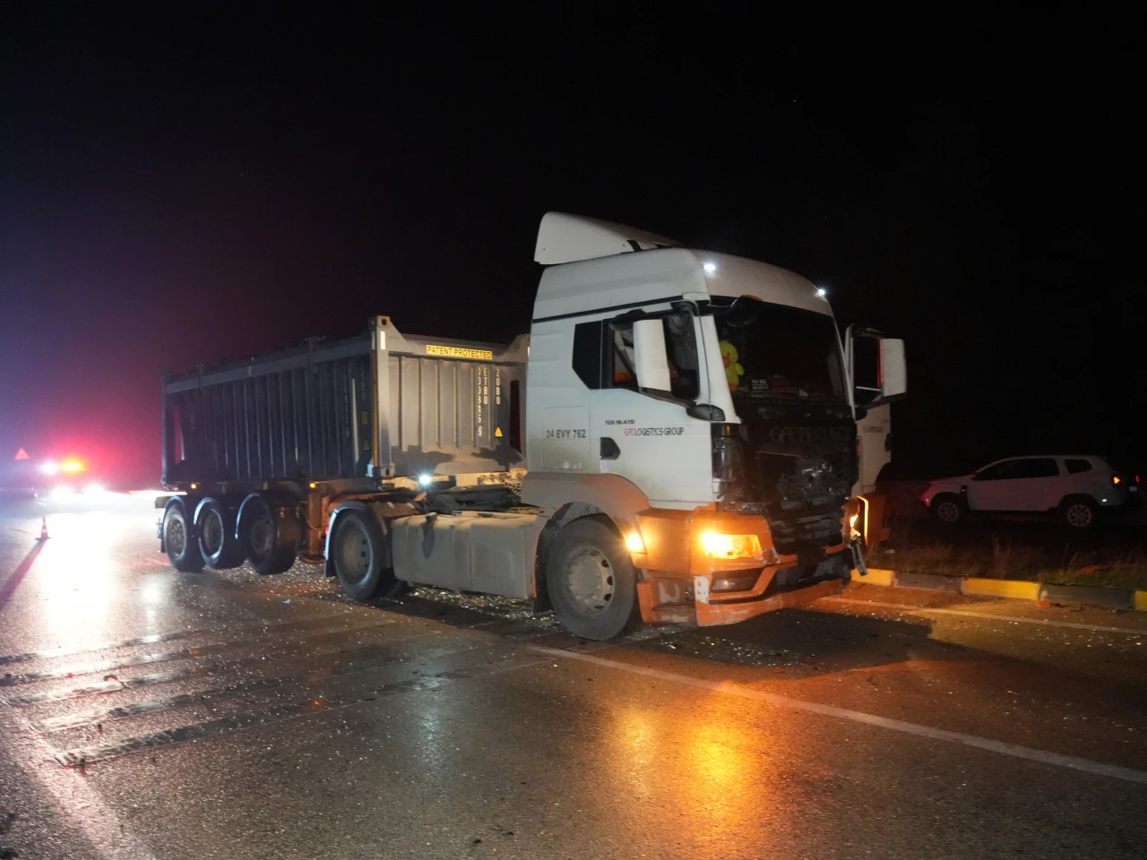 Zincirleme Trafik Kazası: Hurda Yığınına Döndü!