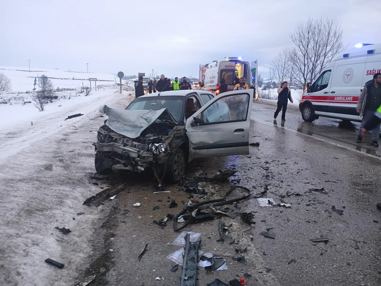 Feci Kaza: 1 Ölü, 2 Yaralı