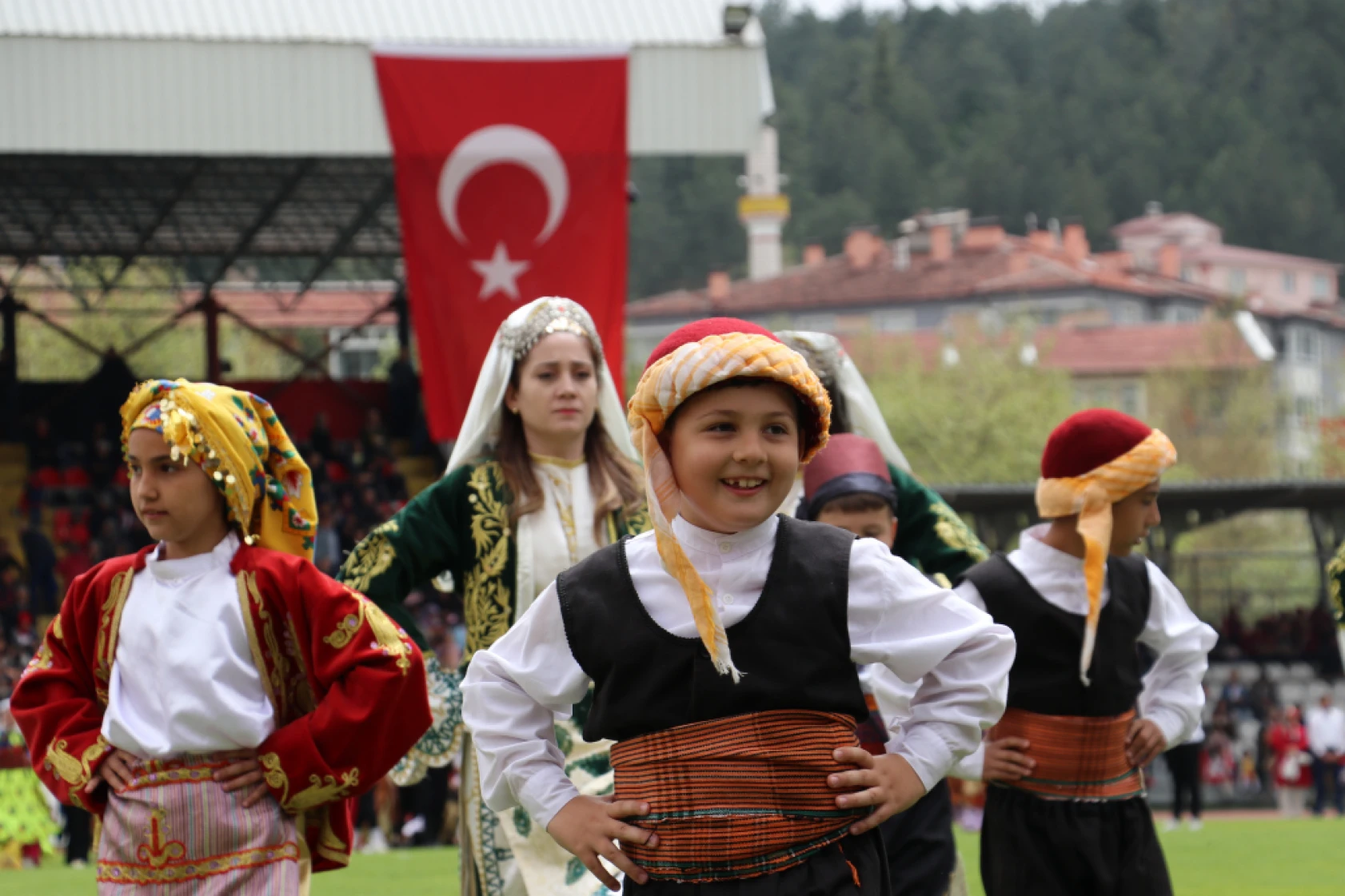 23 Nisan Coşkusu Gazi'de Doruğa Ulaştı