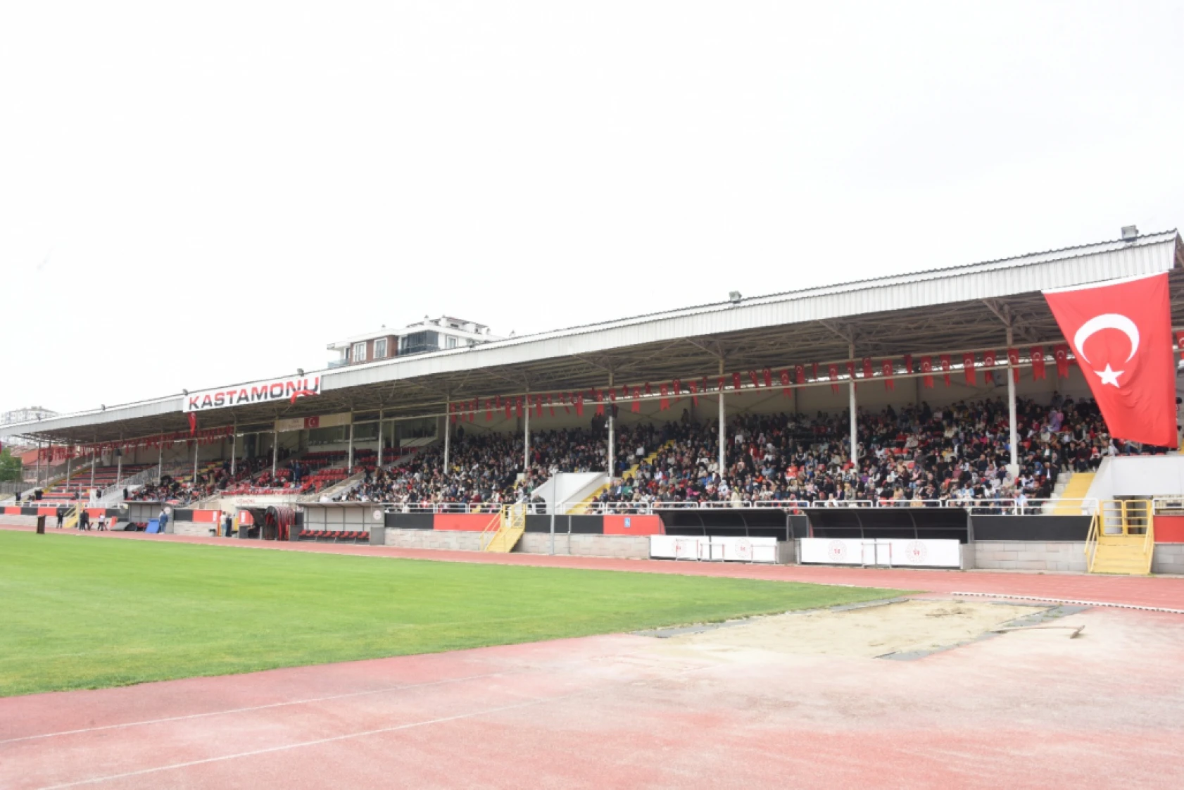 23 Nisan Coşkusu Gazi'de Doruğa Ulaştı