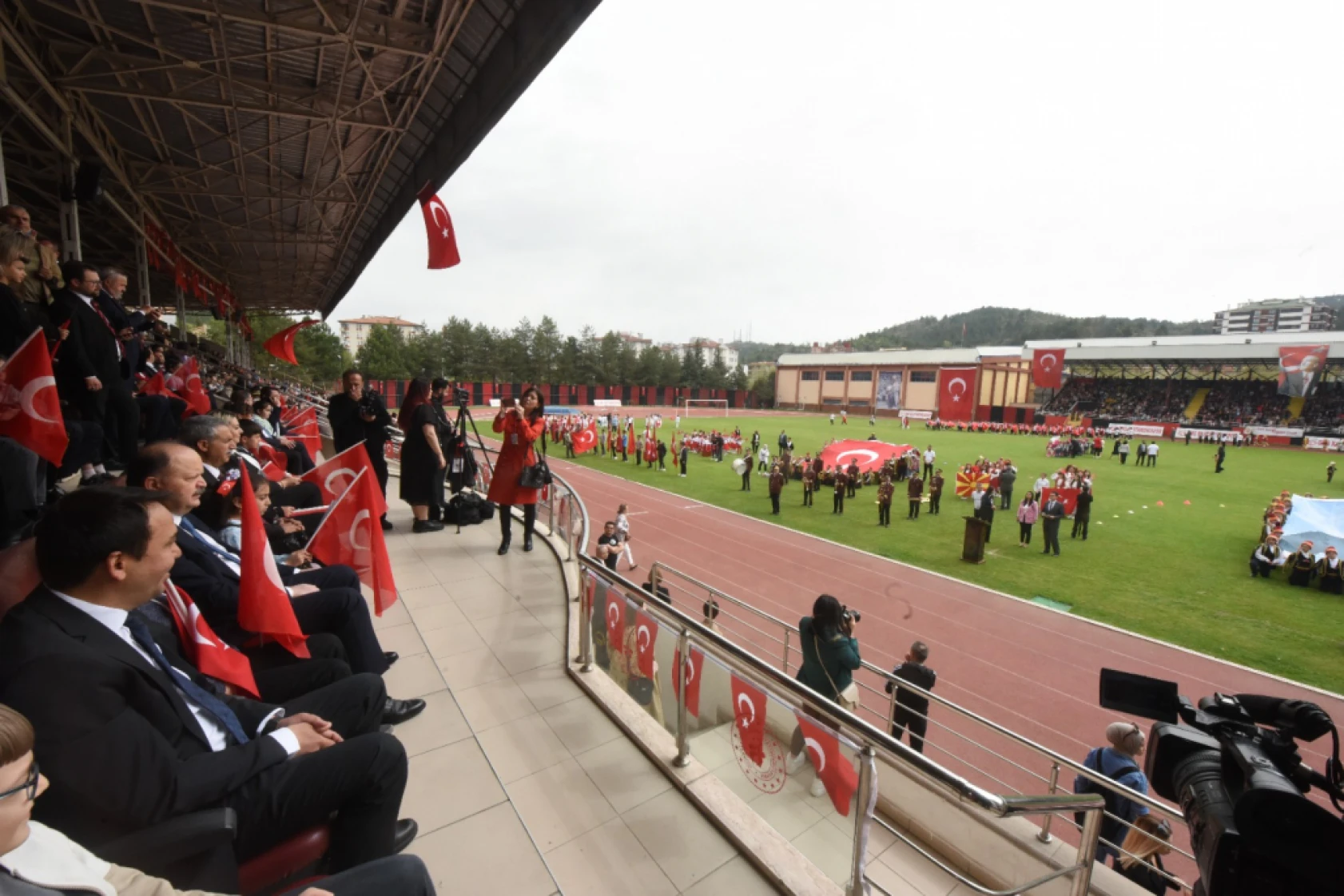 23 Nisan Coşkusu Gazi'de Doruğa Ulaştı