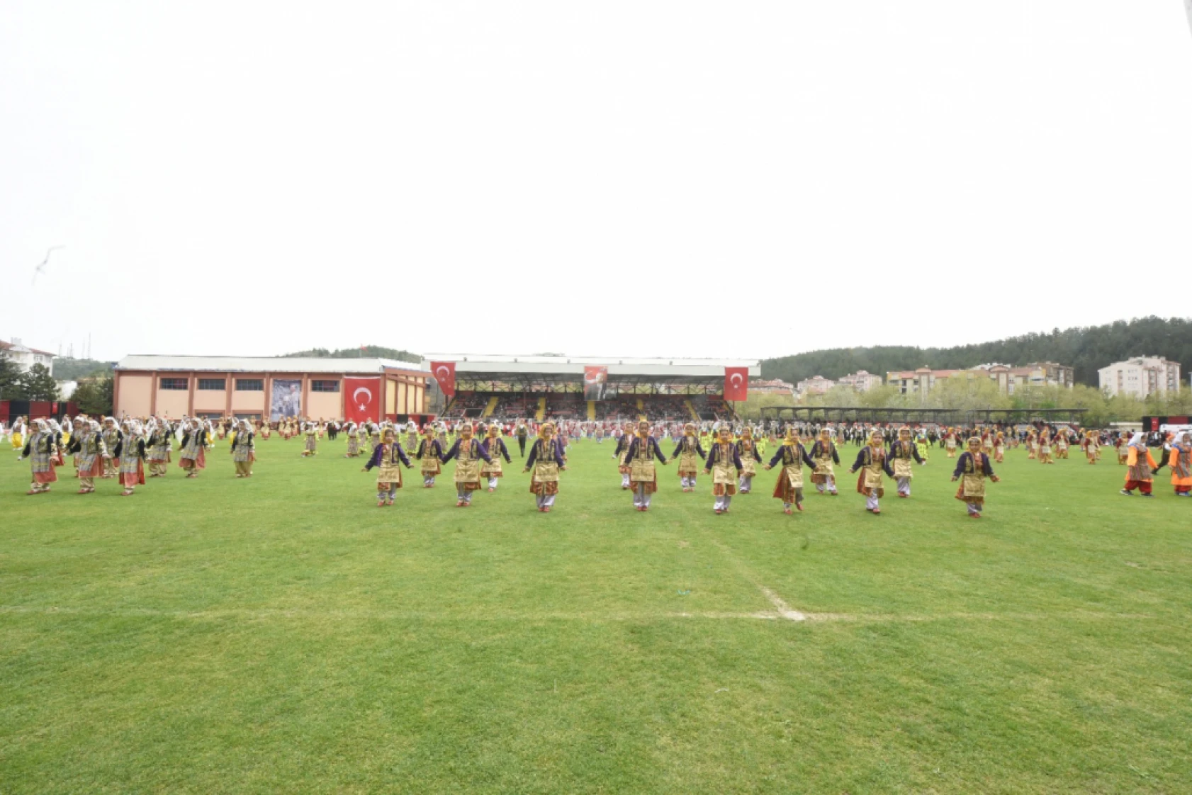 23 Nisan Coşkusu Gazi'de Doruğa Ulaştı