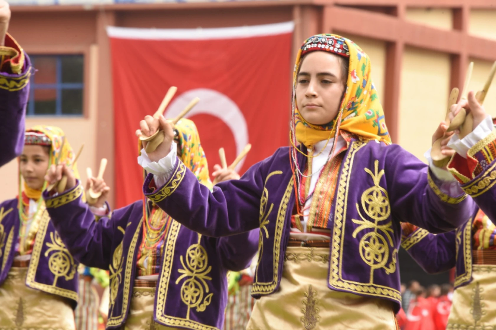 23 Nisan Coşkusu Gazi'de Doruğa Ulaştı