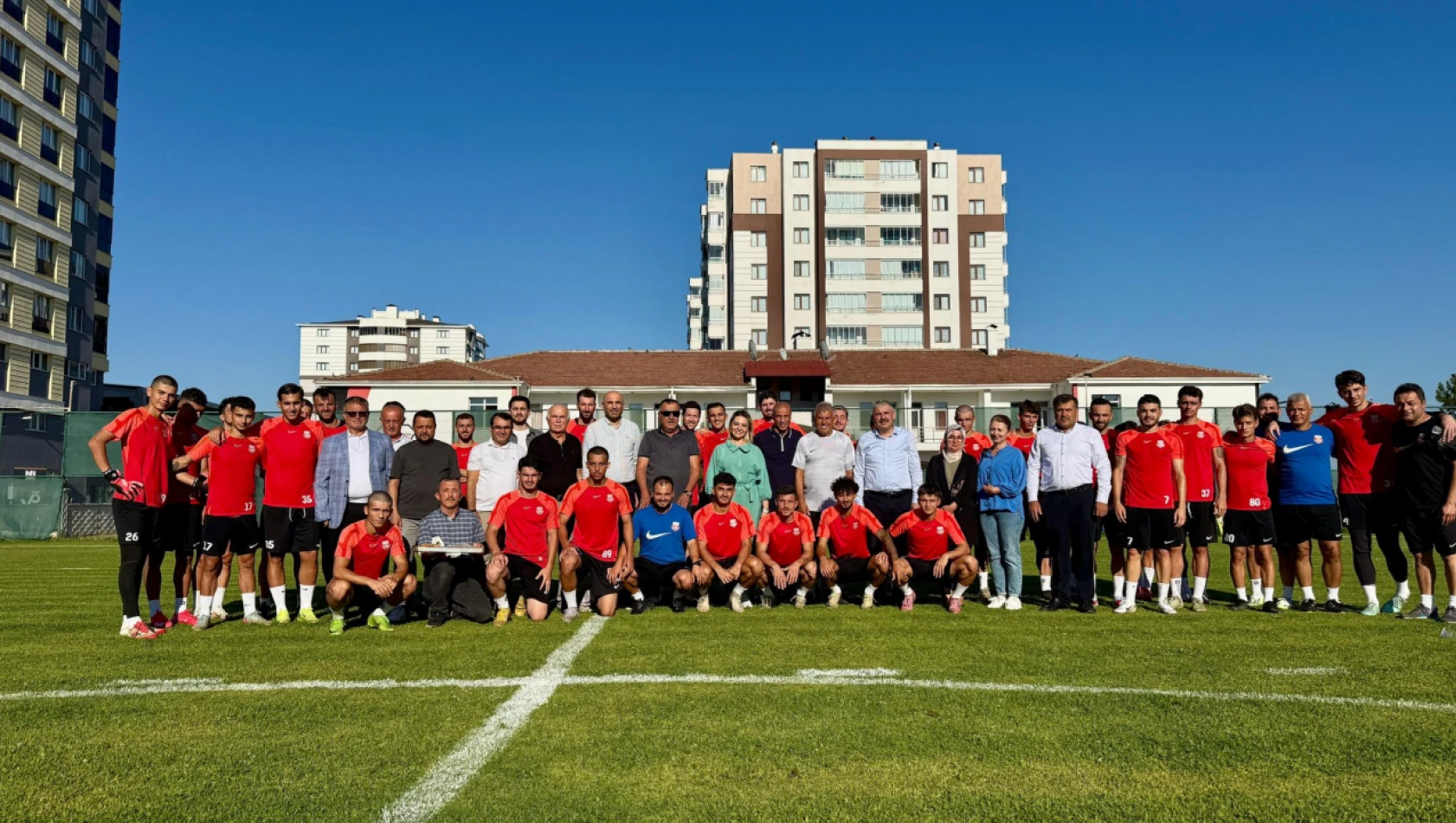 AK Parti'den Kastamonuspor'a Ziyaret