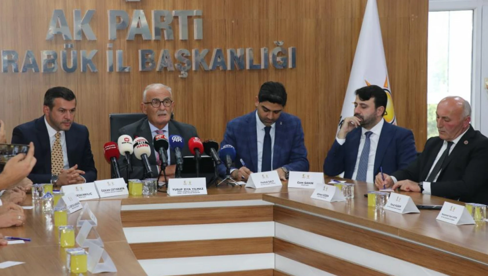 AK Partili Yılmaz, Tüzük Kurultayı Üzerinden CHP'ye Yüklendi