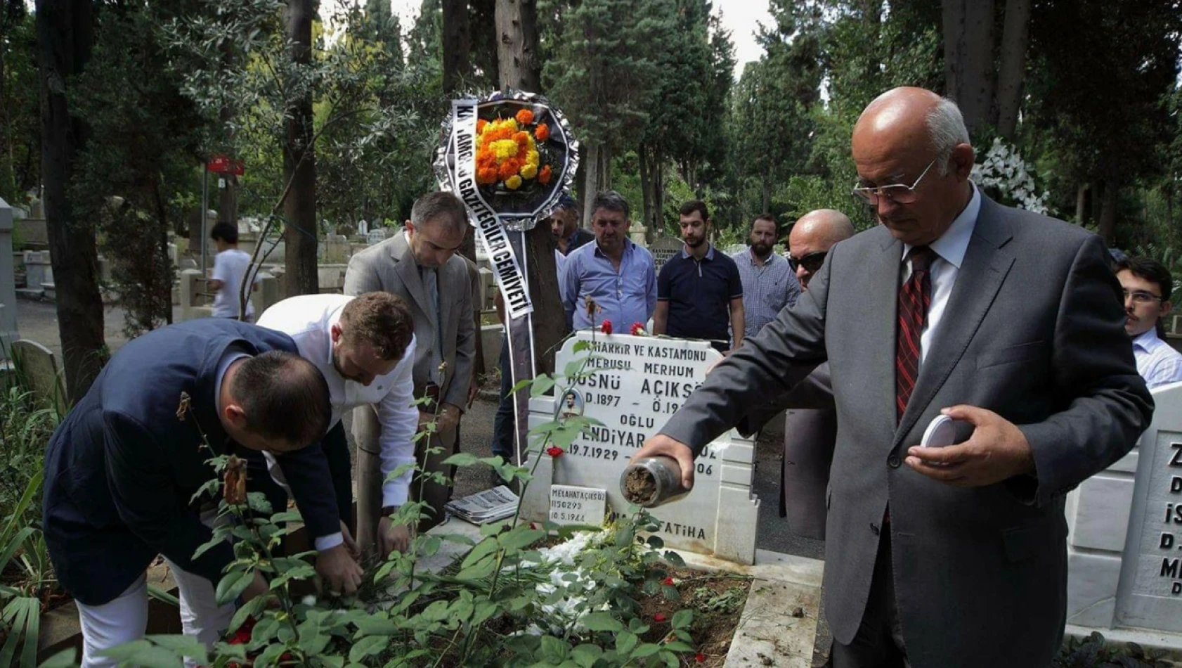 Hüsnü Açıksöz Anılıyor