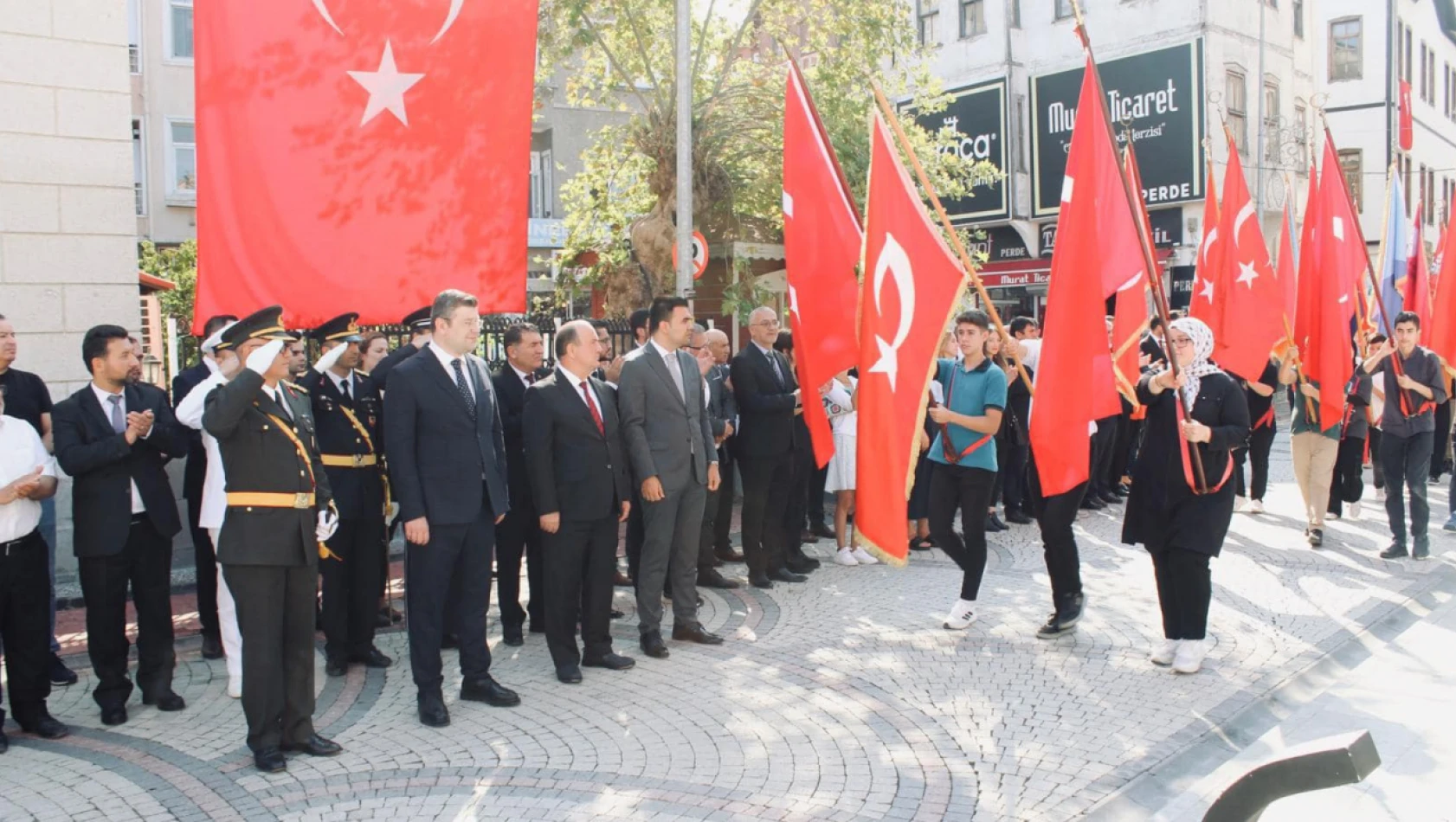 İnebolu'da Zafer Bayramı Kutlandı