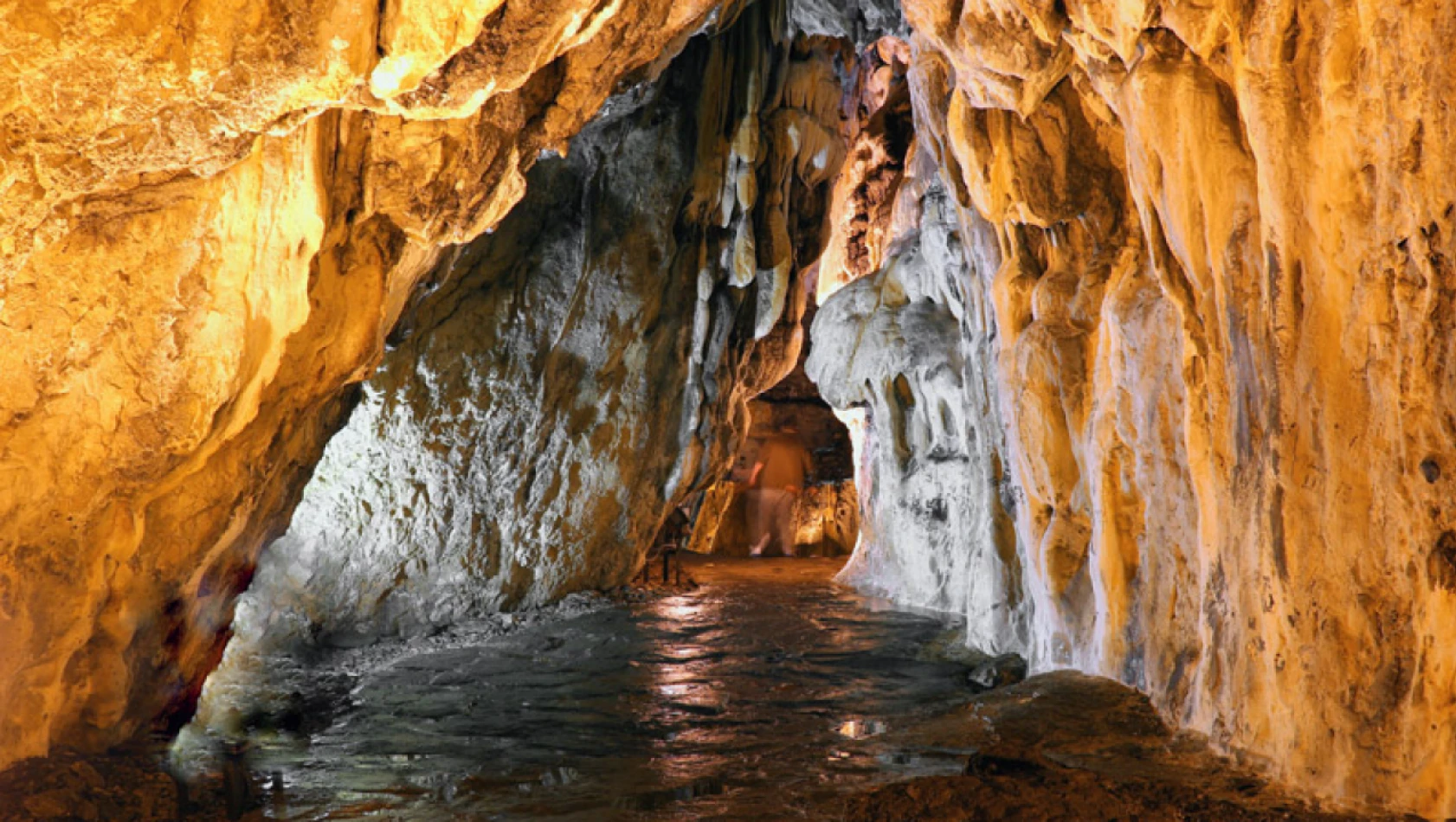 O Mağara Ziyarete Kapandı