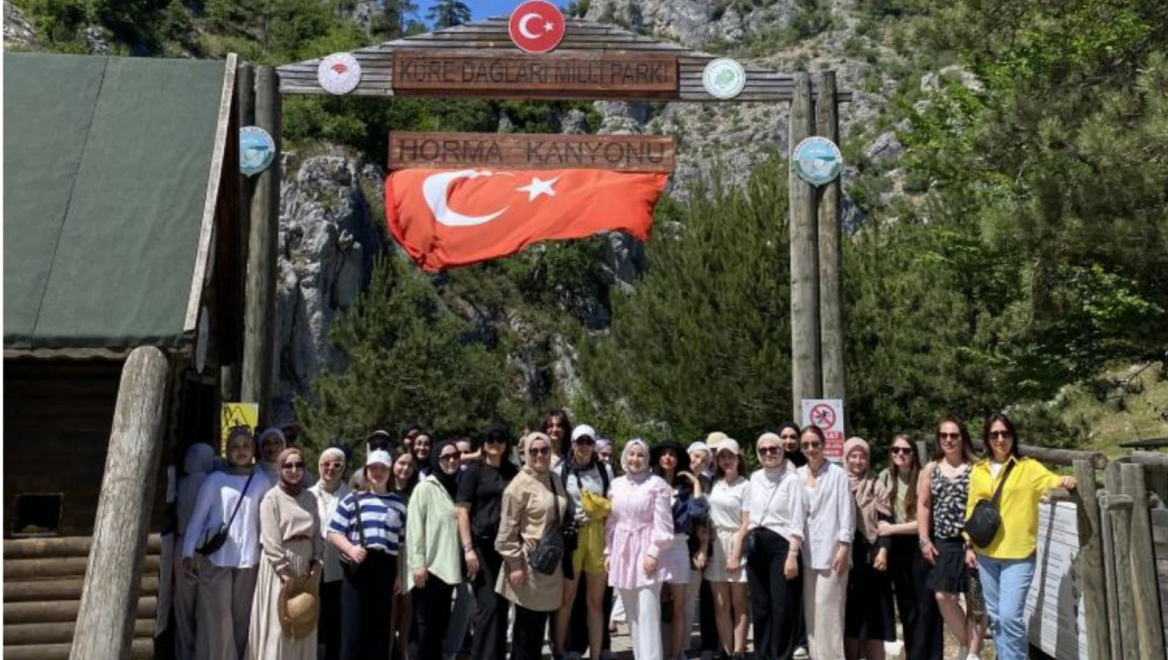 Sultangazili Öğrenciler Kadıdağı Gençlik Kampı'nda