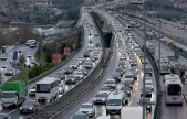 Araç Trafiği Artıyor