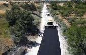 Kışın Kardan Temizliyorlar, Yazın Asfalt Seriyorlar