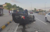 Takla Atan Otomobilde 3 Kişi Yaralandı
