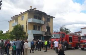 Televizyon, 3 Katlı Evi Küle Çevirdi