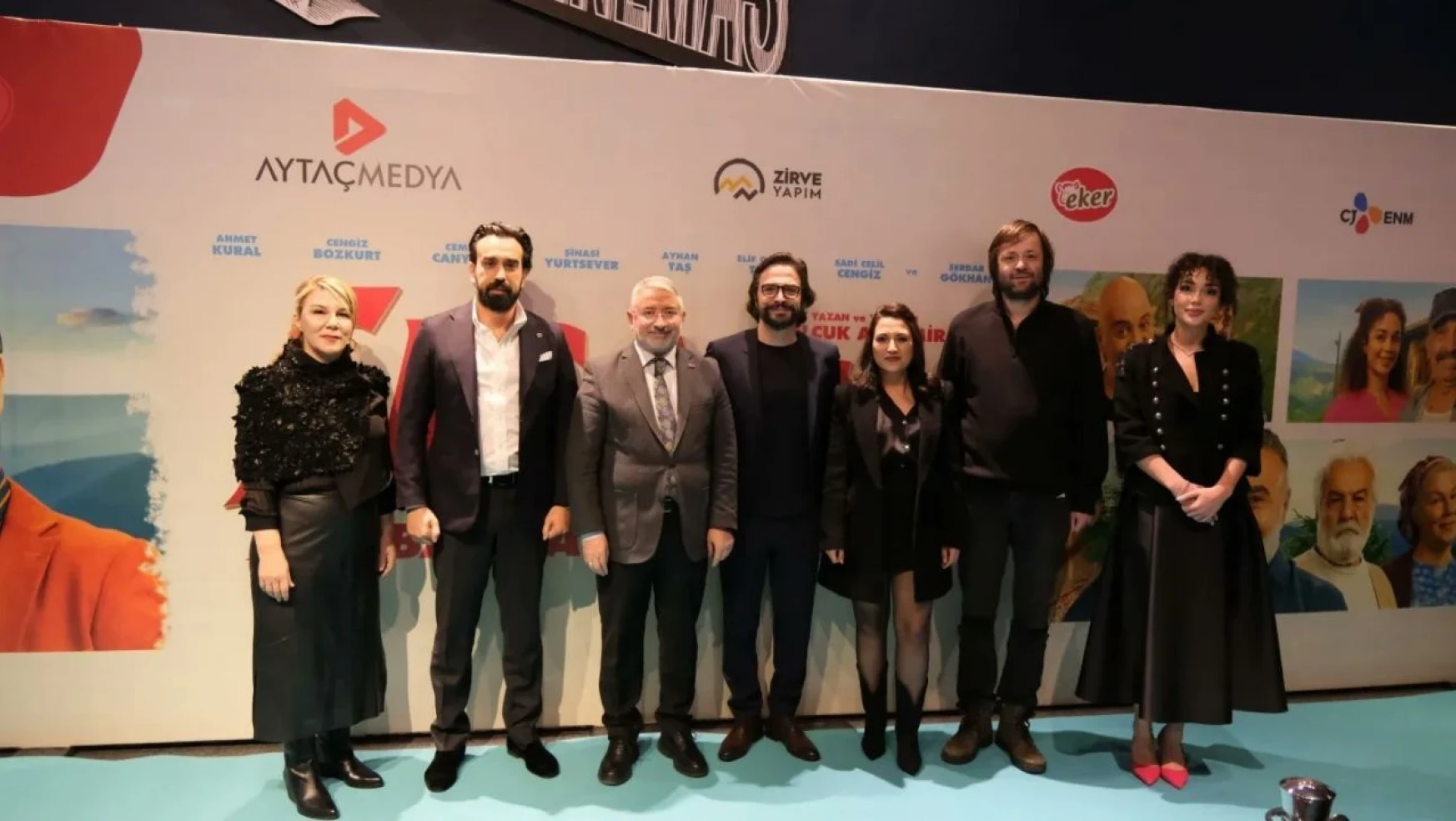 'Efsane' Filmine Dünyanın Merkezinde Gala