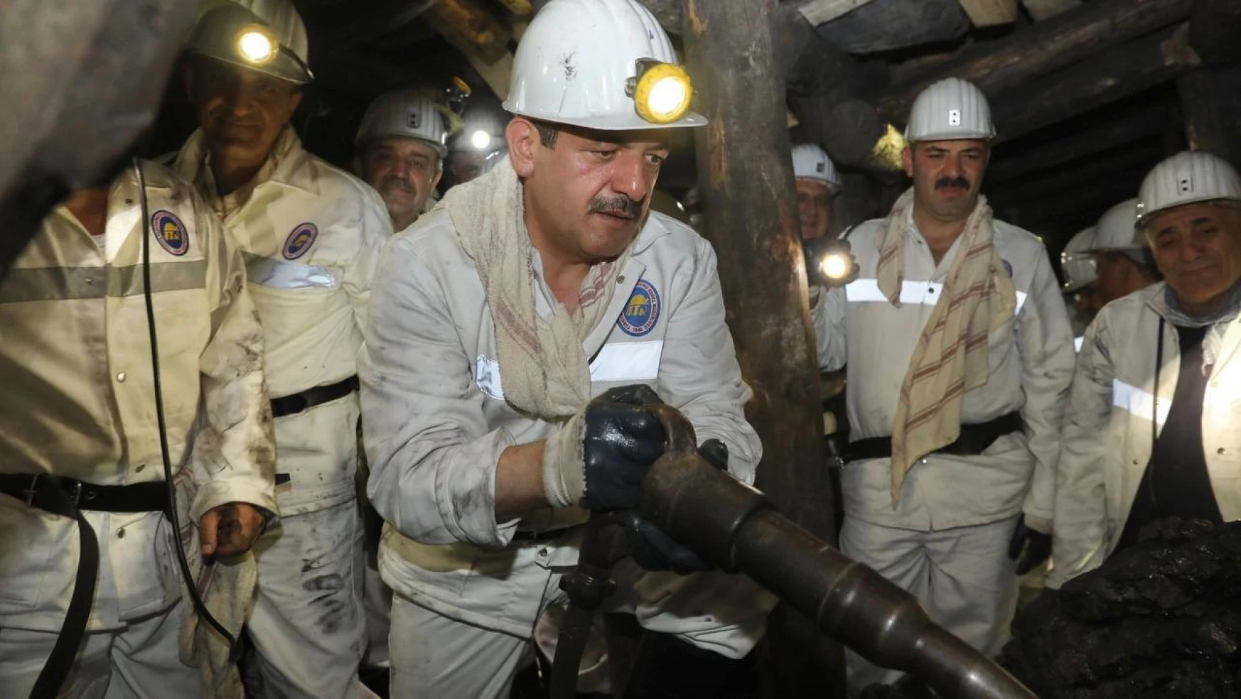 372 madenci yakını kamu kurum ve kuruluşlarında istihdam edildi
