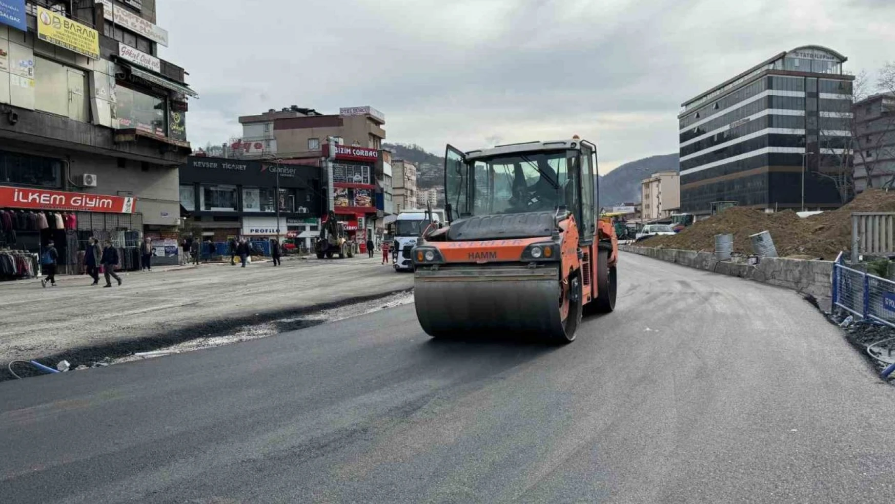 Zonguldak'ta 67 Yıllık Köprüde Yıkım Bitti, Asfaltlanıyor