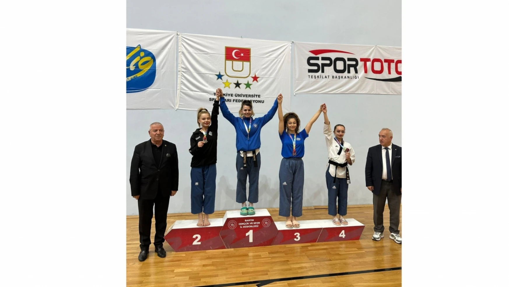 Bartın'da Türkiye Taekwondo Şampiyonası düzenlendi