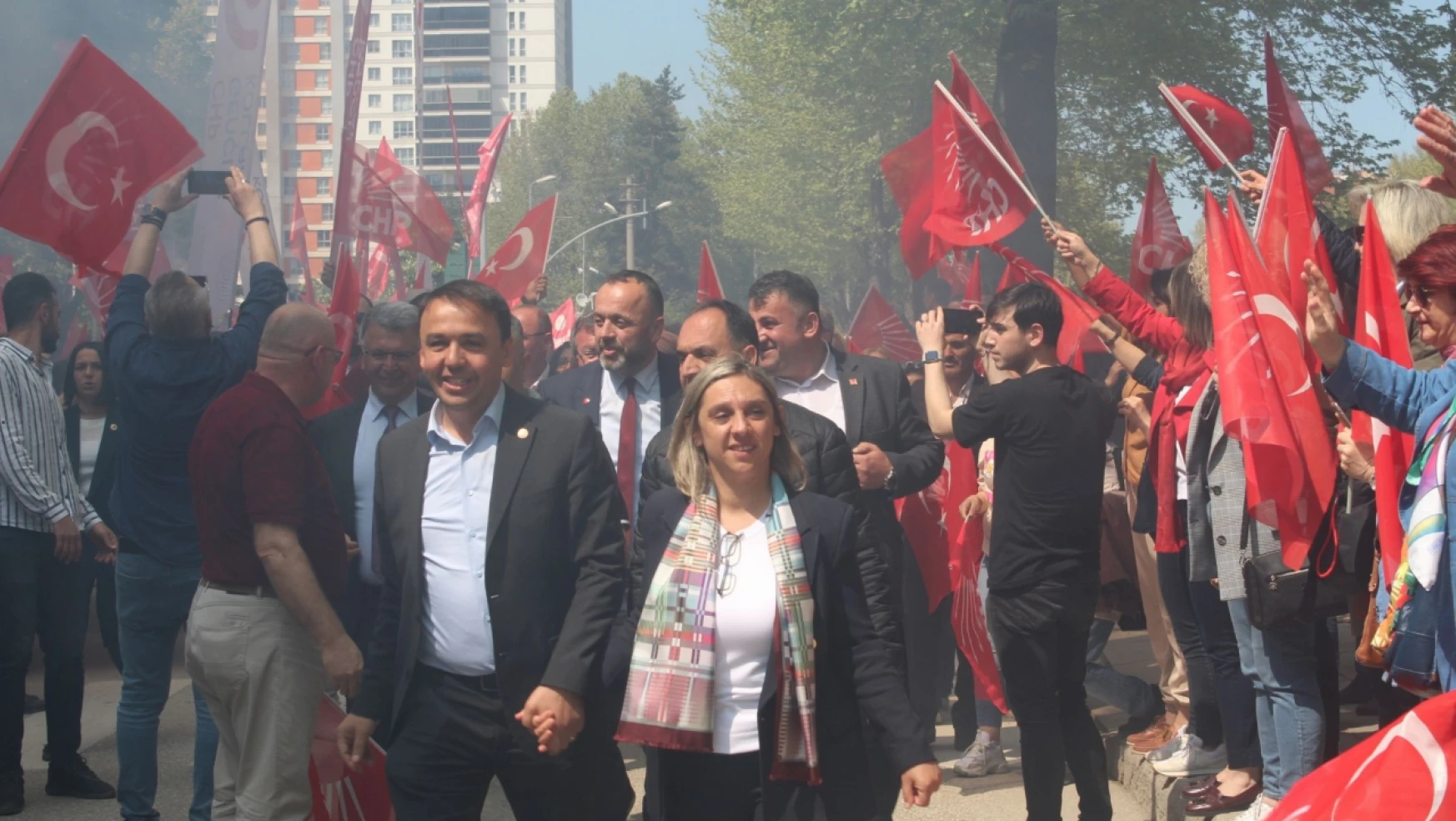 CHP'den 'Millet Buluşuyor' yürüyüşü