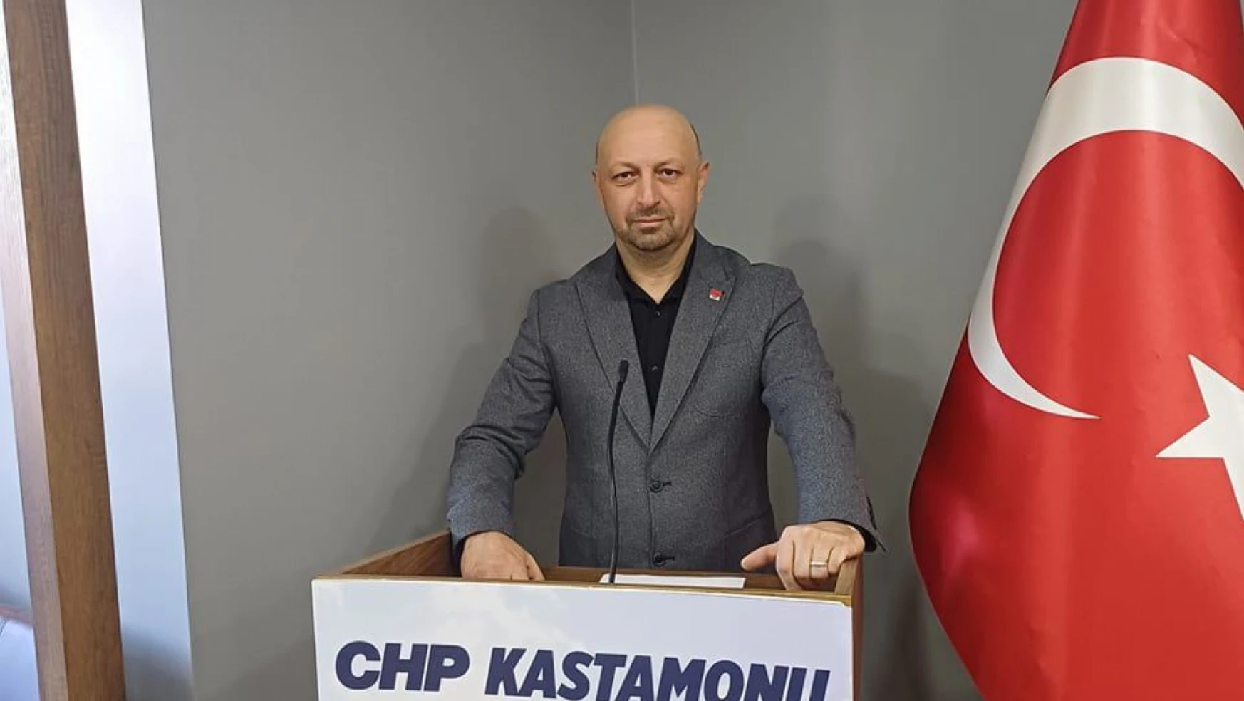 CHP Merkez İlçe Başkanı Yılmaz: 'Ergülenoğlu'nun Olgunlaşması İçin Zamana İhtiyacı Vardır'