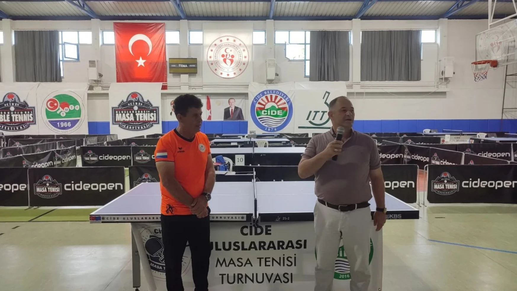 Cide Uluslararası Masa Tenisi Turnuvası yapıldı