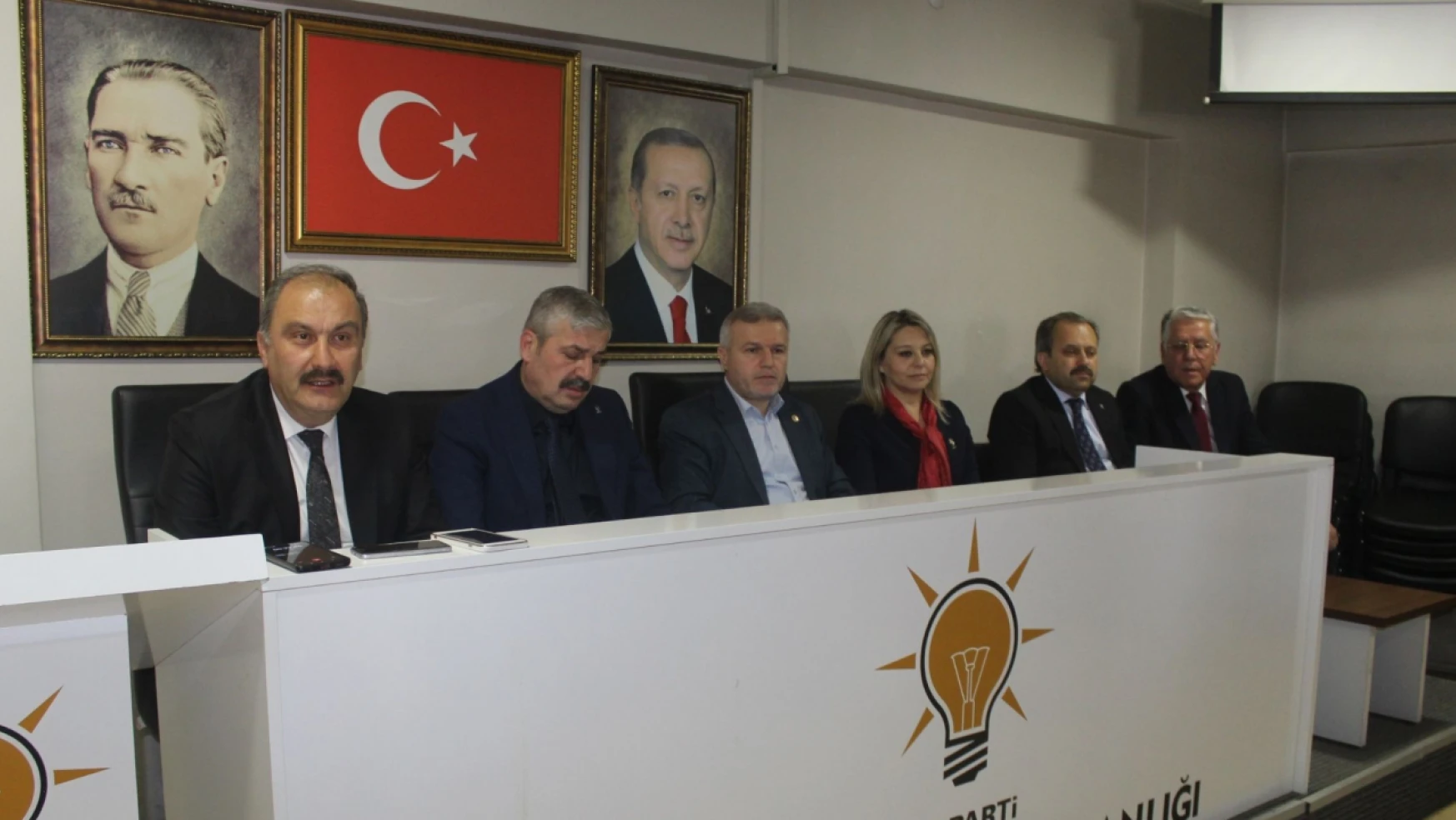 AK Parti Kastamonu İl Başkanı Ünlü: 'Adaylarımız büyük bir teveccüh görüyor'