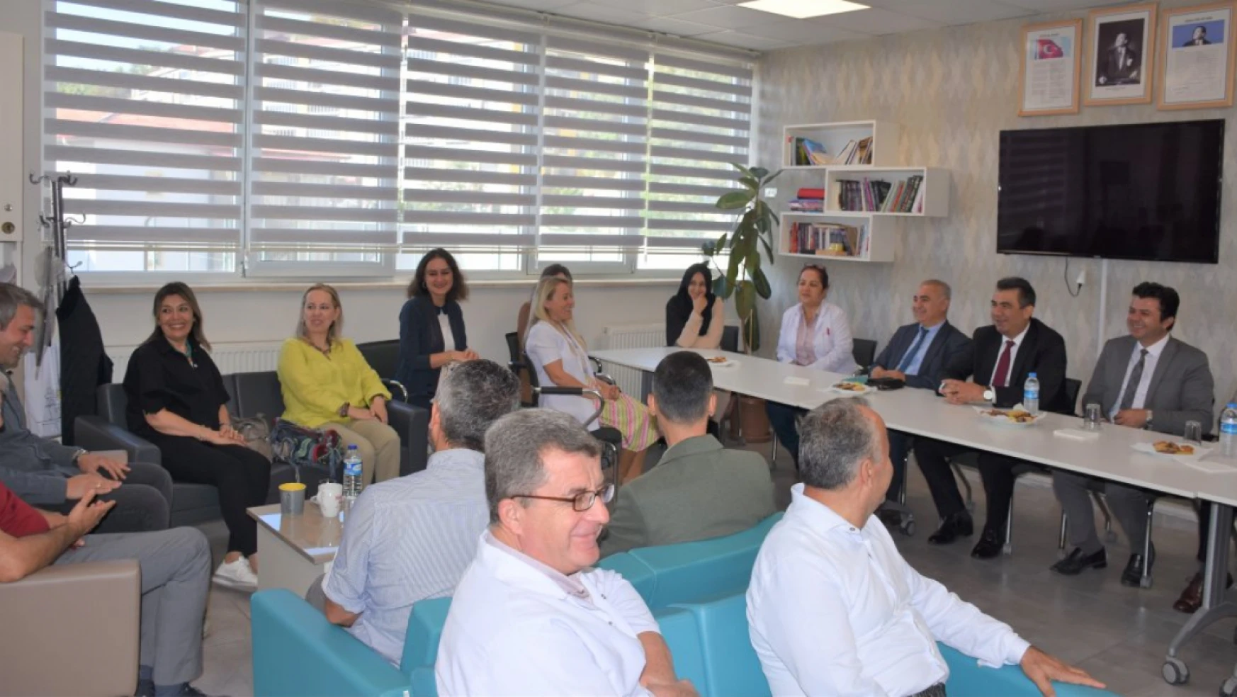 İl Milli Eğitim Müdürü Gümüş: 'Başarmanın yolu öğretmenden geçiyor'