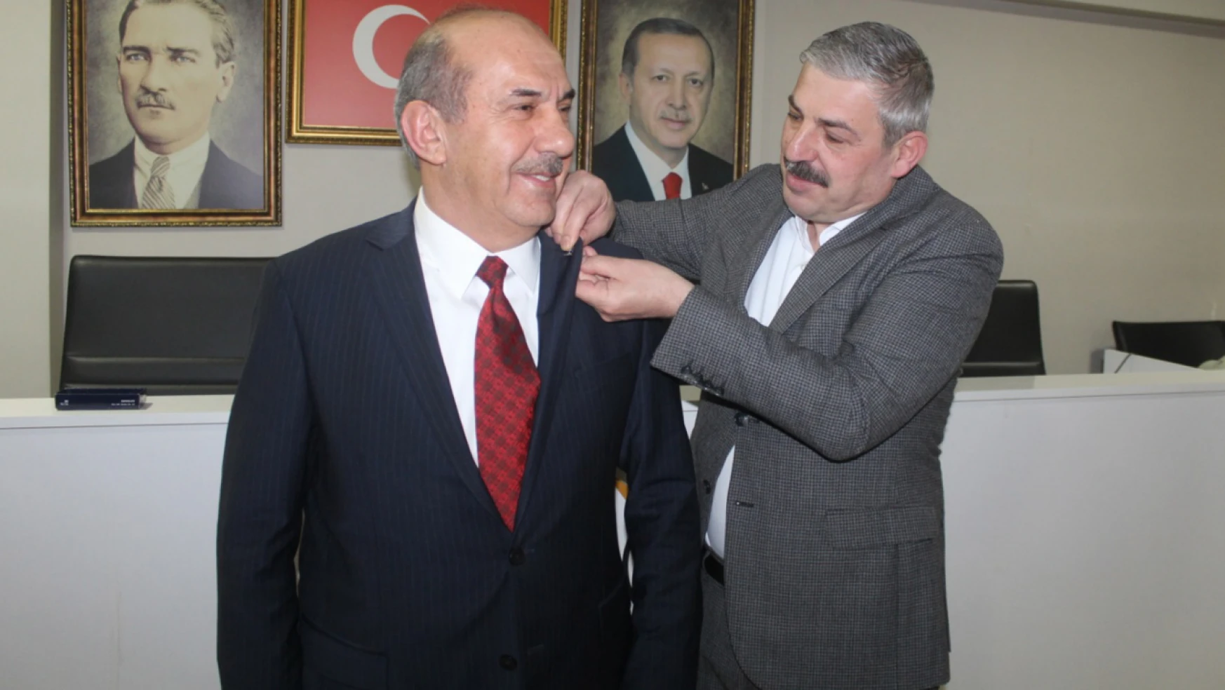 İyi Parti'den AK Parti'ye geçen Nihat Azizoğlu'ndan ilk açıklamalar