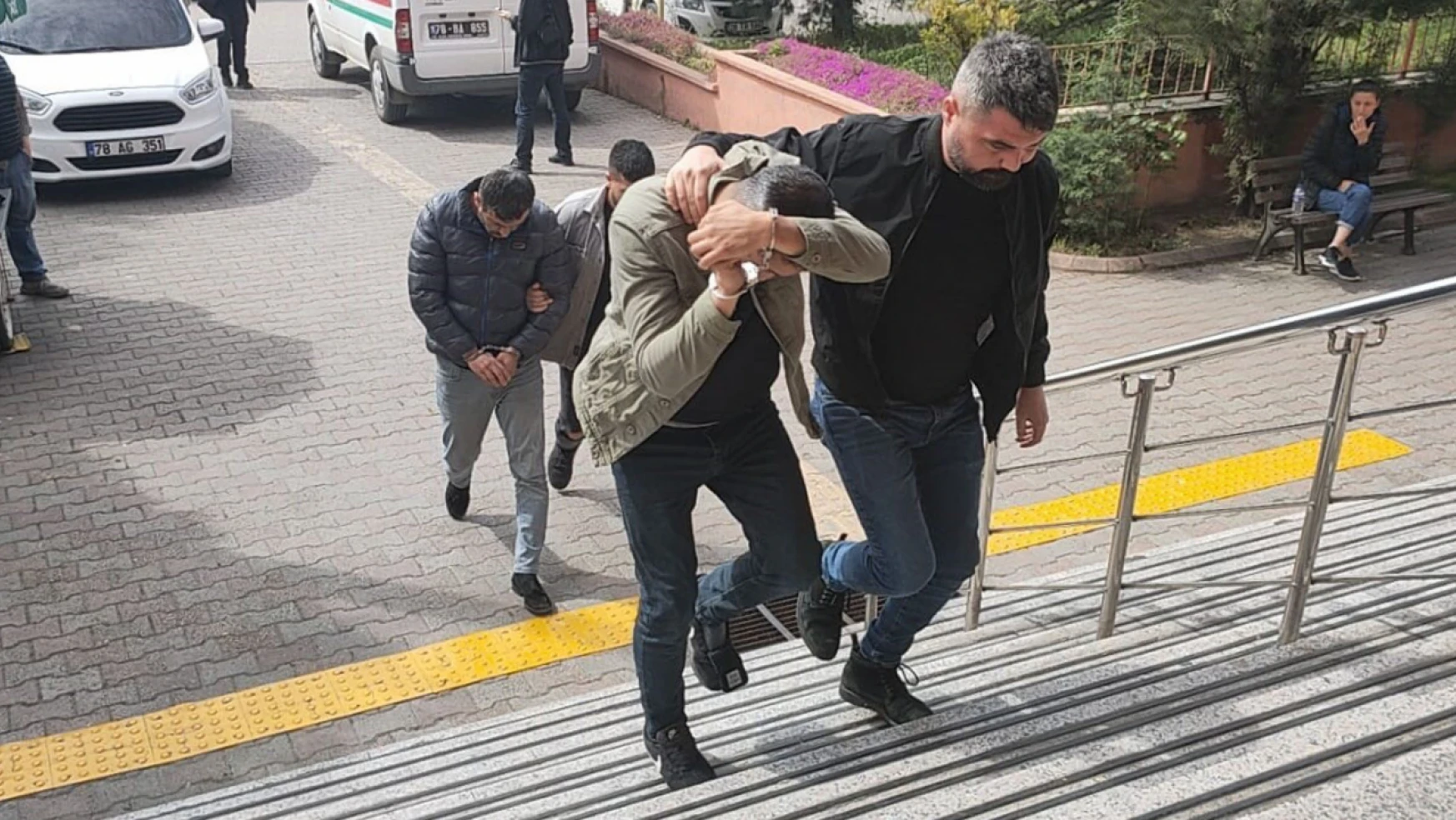 Karabük'teki uyuşturucu operasyonunda tutuklamalar