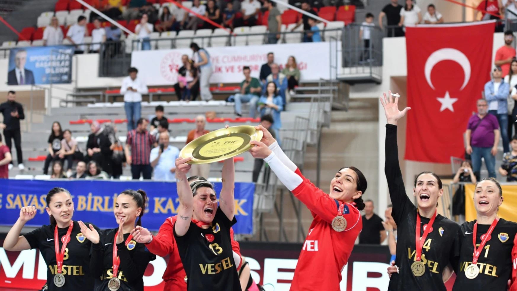 Kastamonu Belediyespor Kaptanı Serpil İskenderoğlu'ndan şampiyonluk açıklaması