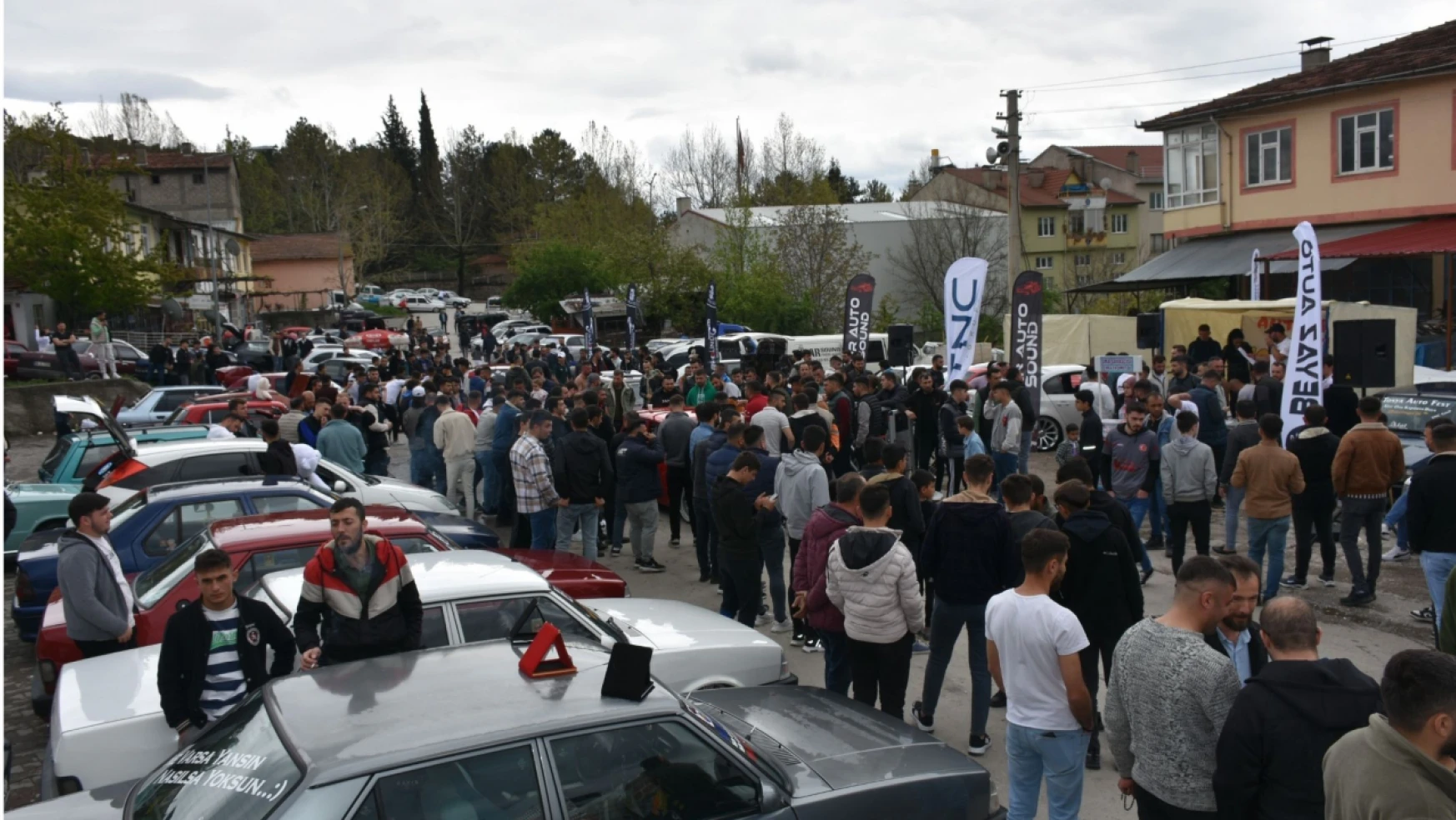 Kastamonu'da Modifiyeli Araç Fuarı'na yoğun ilgi