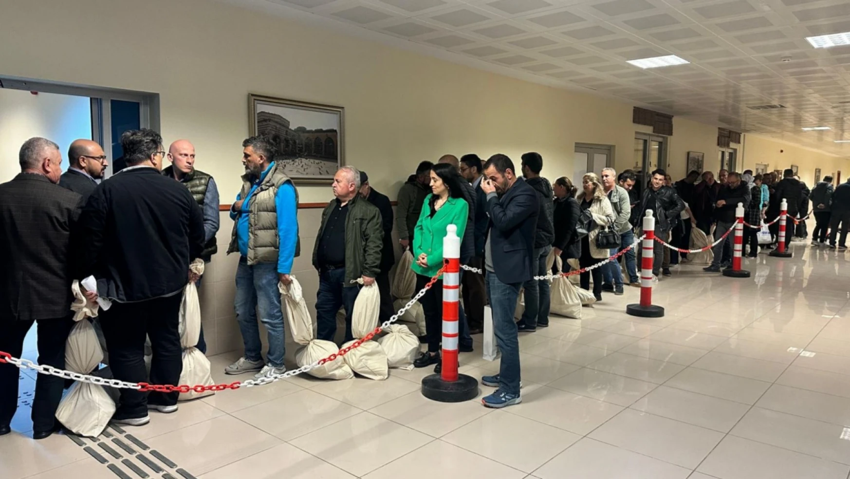Kastamonu'da oylar YSK yetkililerine teslim edilmeye başlandı